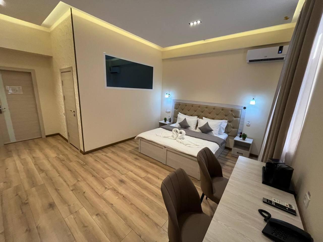 Aks Hotel Taškent Exteriér fotografie