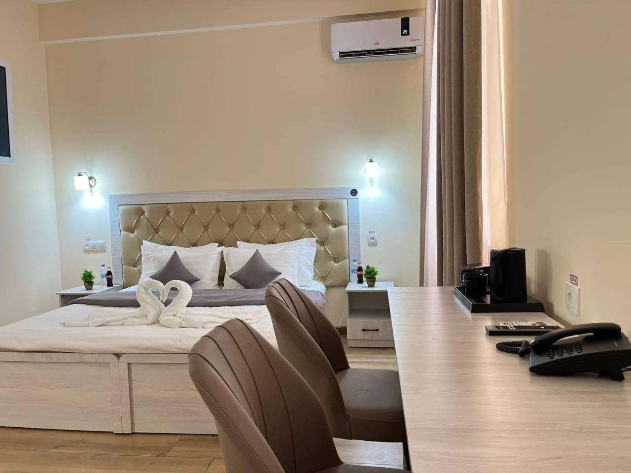 Aks Hotel Taškent Exteriér fotografie