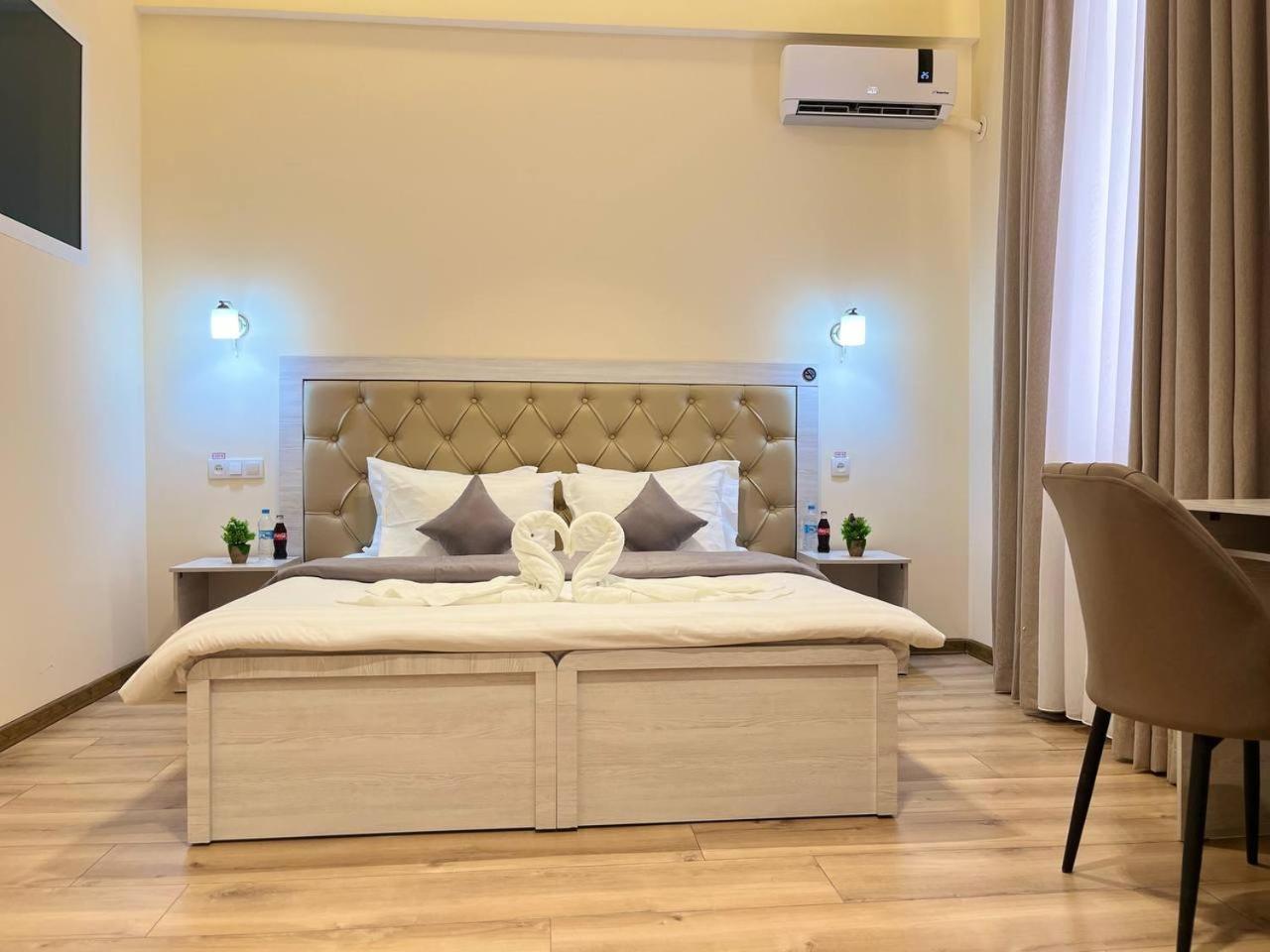 Aks Hotel Taškent Exteriér fotografie