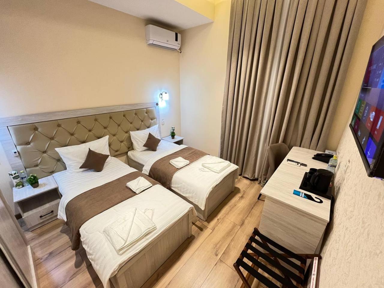 Aks Hotel Taškent Exteriér fotografie