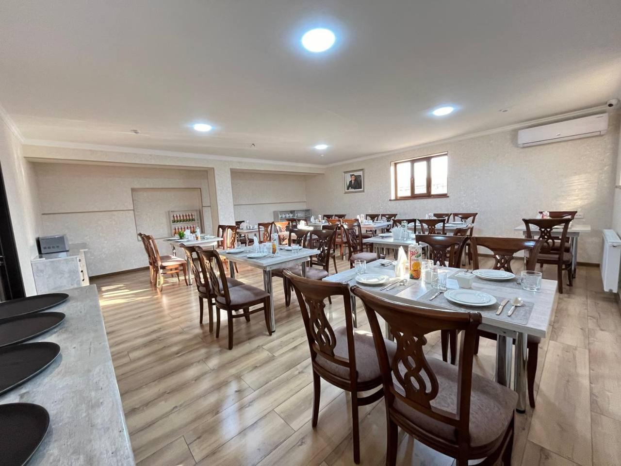Aks Hotel Taškent Exteriér fotografie
