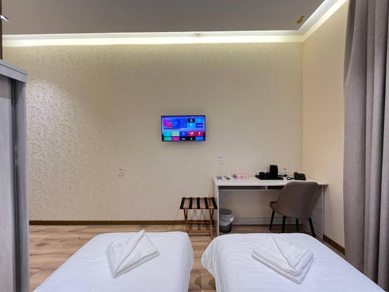 Aks Hotel Taškent Exteriér fotografie