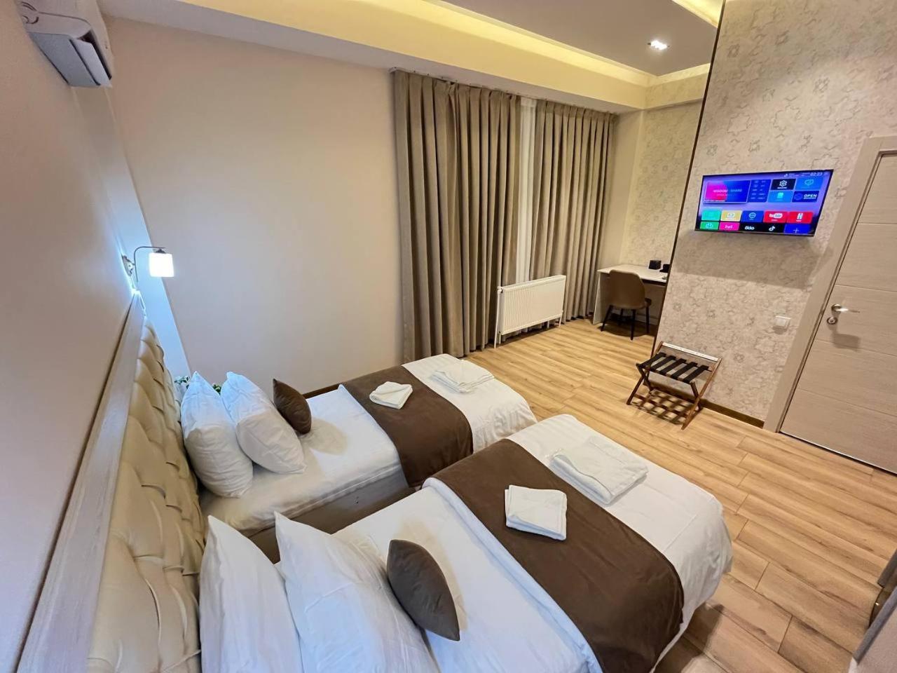 Aks Hotel Taškent Exteriér fotografie