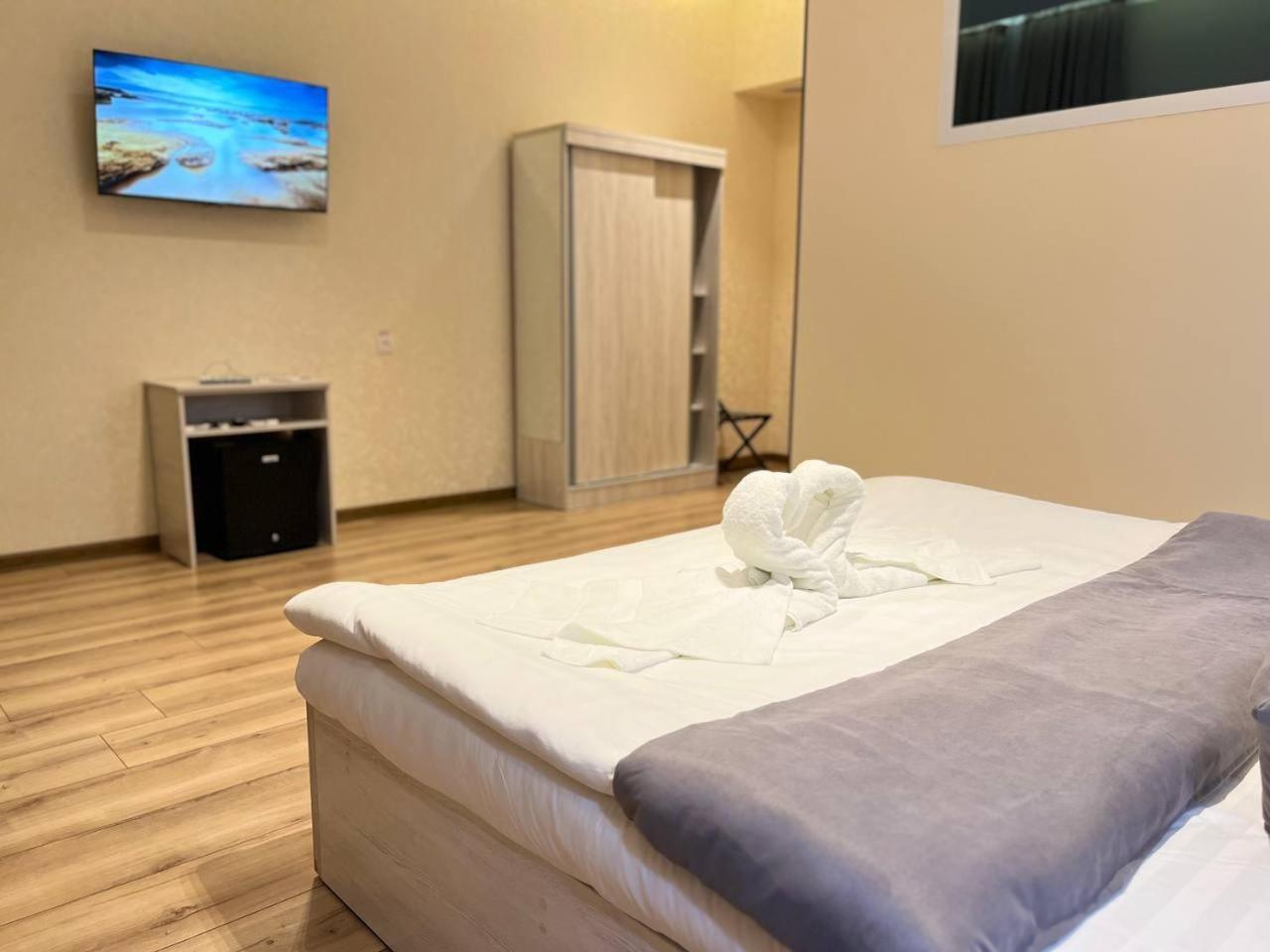 Aks Hotel Taškent Exteriér fotografie
